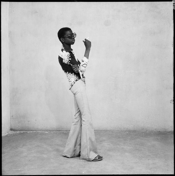 Malick Sidibé - Un Yé-yé en position, 1963