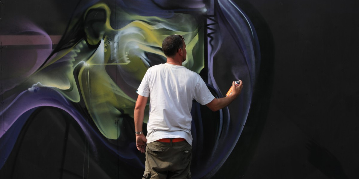 Biography of Mr Cenz | Widewalls