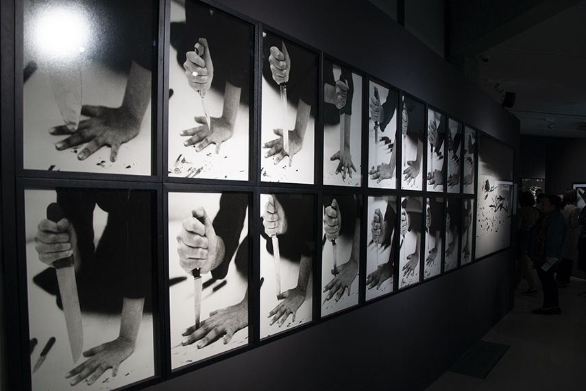 Photographs of Marina Abramović's Rhythm 10 at MOCA Belgrade