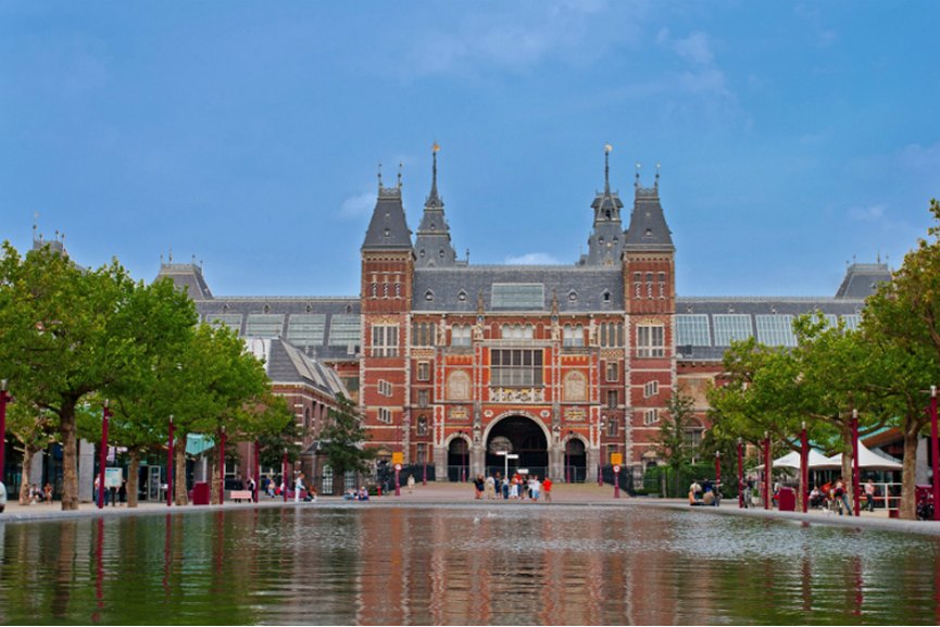 Rijskmuseum via tatilbudur