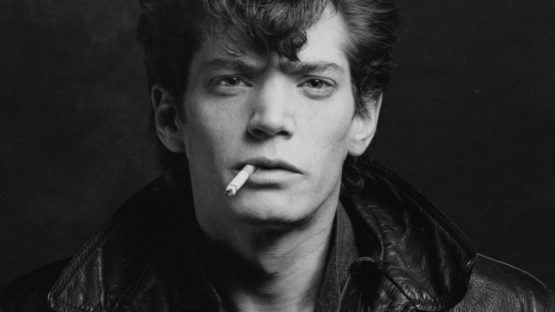 Biography of Robert Mapplethorpe | Widewalls