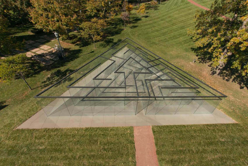 Robert Morris - Glass Labyrinth, 2013
