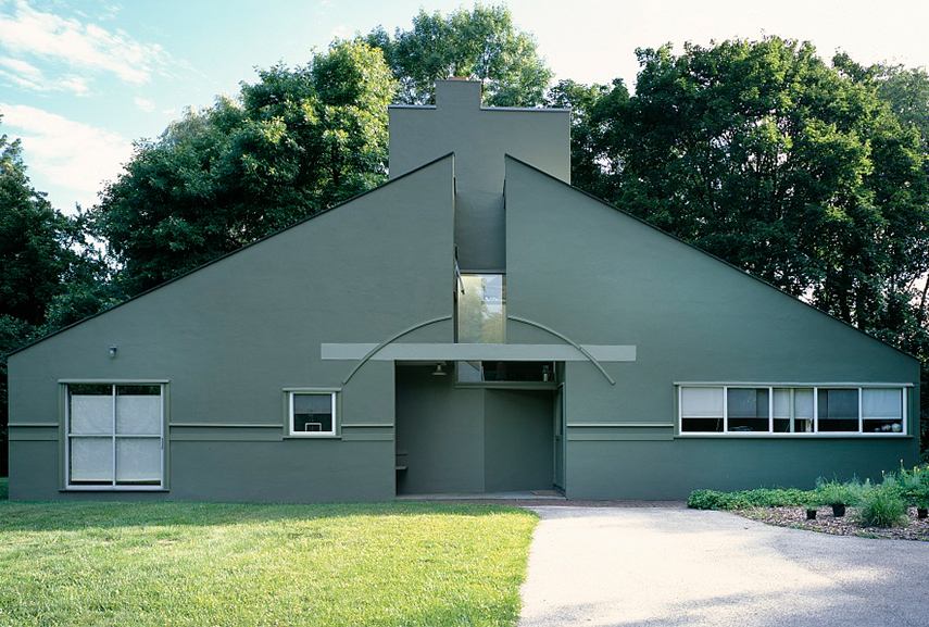 the-problem-of-defining-postmodern-architecture-widewalls