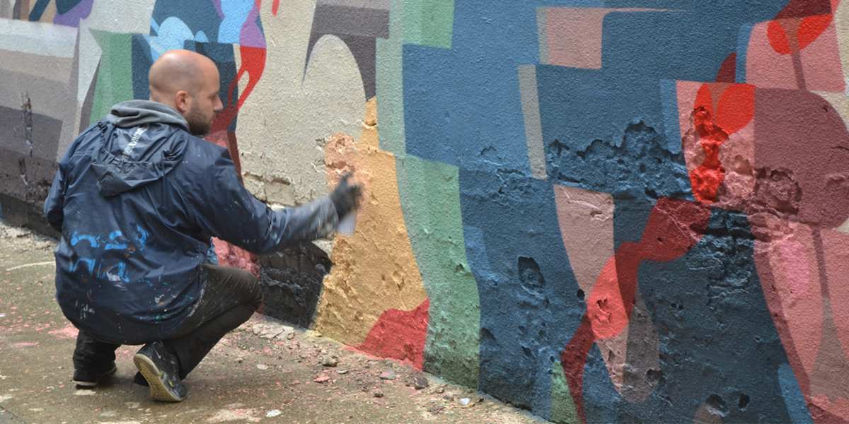 Biography of Roid Widewalls