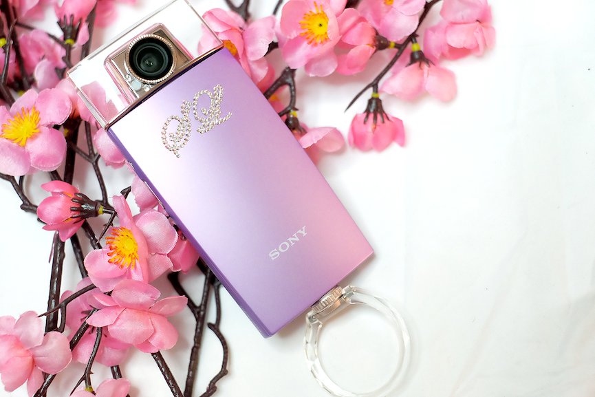 Sony Cyber-shot DSC KW11 via stellalee blog