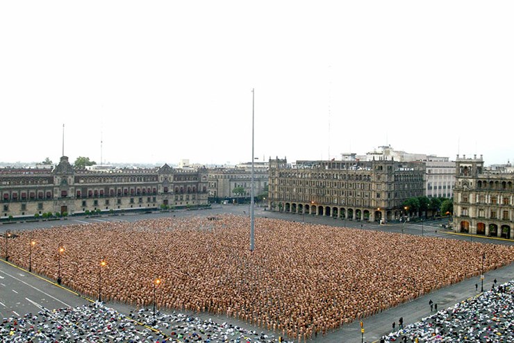 The naked art of Spencer Tunick is rarely focused on nudity but rather on the place of humans and our humanity within the contemporary world