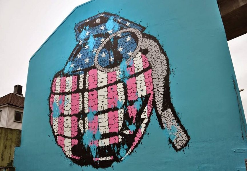 Tilt - Bleu Petrole Print Release