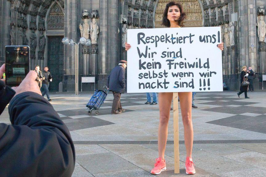 all milo moire nude performance art pieces in one place